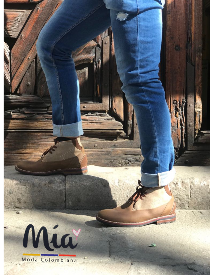 BOTA HOMBRE, COLOR CAFÉ/ BEIGE